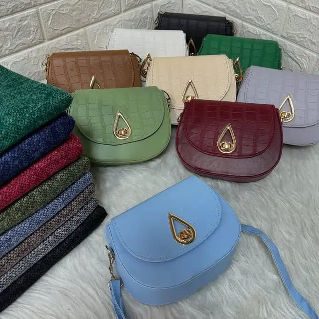 ست کیف و شال زمستونی پرطرفدار😍
