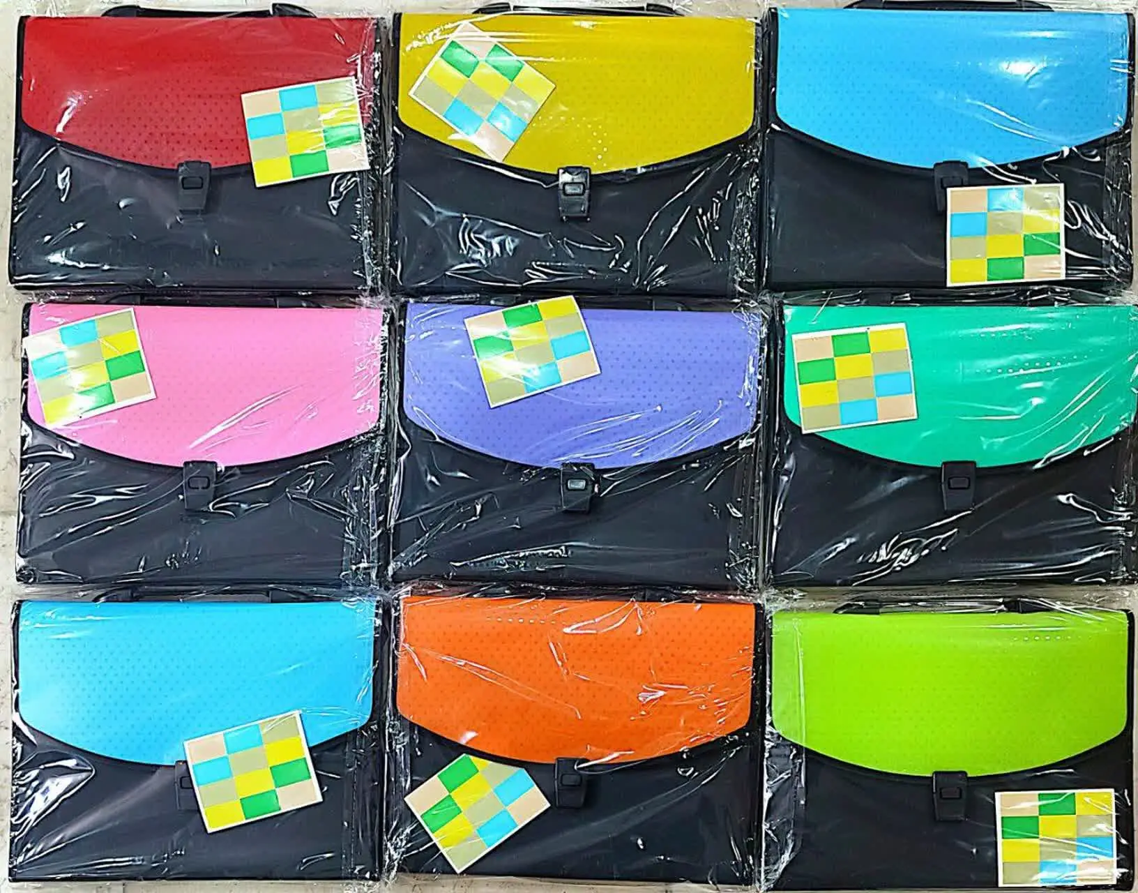 اکسپندینگ (کیف فایلی) قفلی...