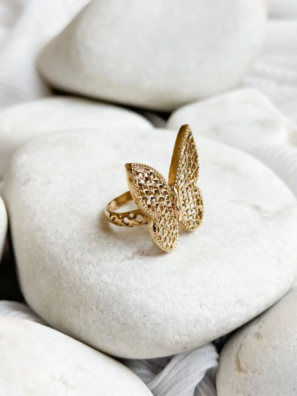 ♦️ انگشتر پروانه طلاروس 

