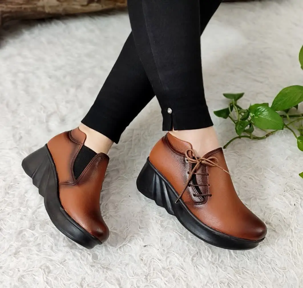 💎 نام: 👠 کفش طبی لژدار مدل...