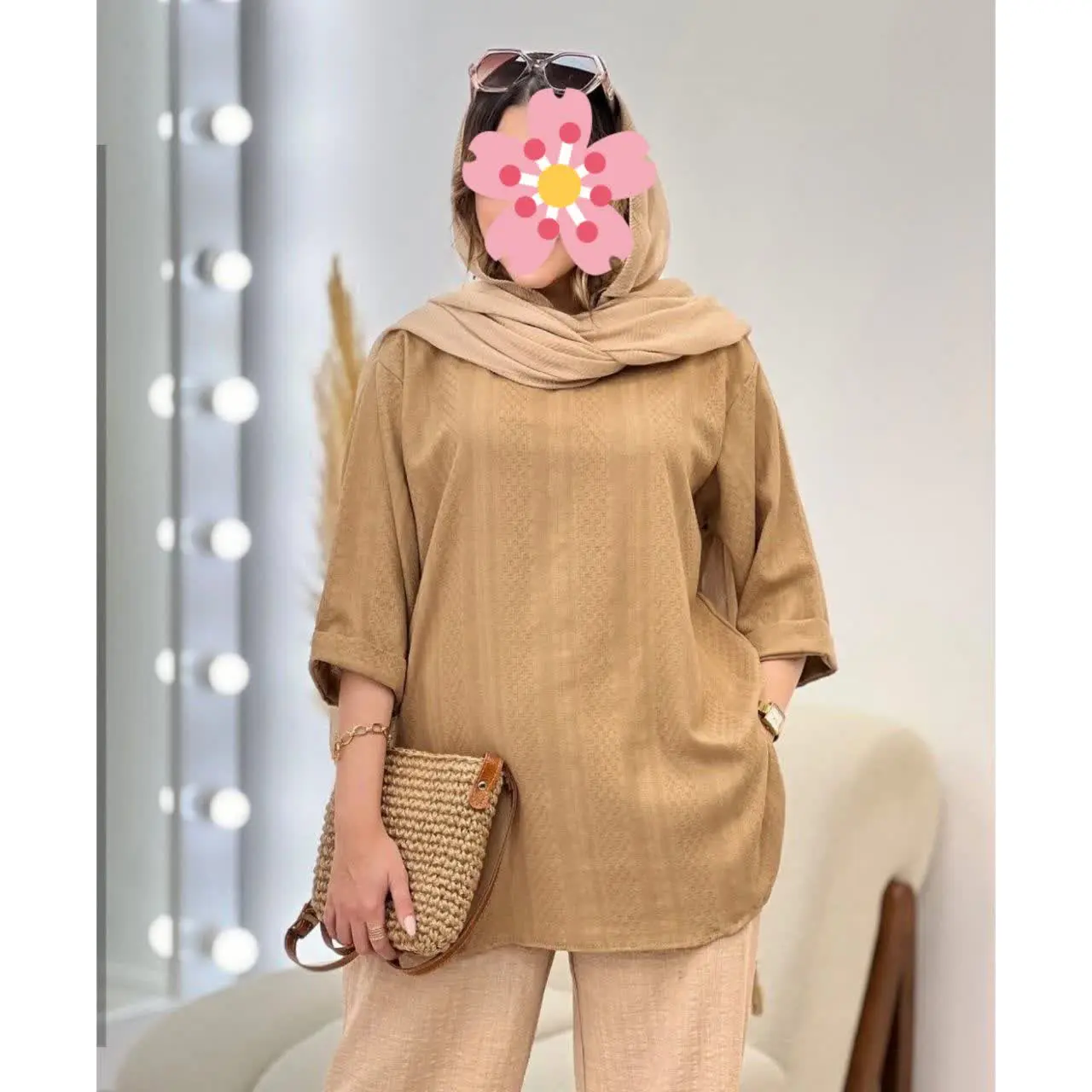 هم بعنوان شومیز استفاده میشه هم بعنوان مانتو …. خیلی کاربردیه وتنخورش بینظیره😍
