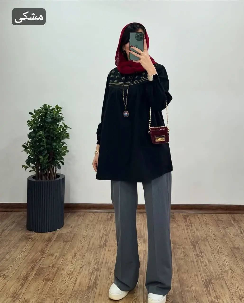 نام: مانتو گلدوزی ستایش
