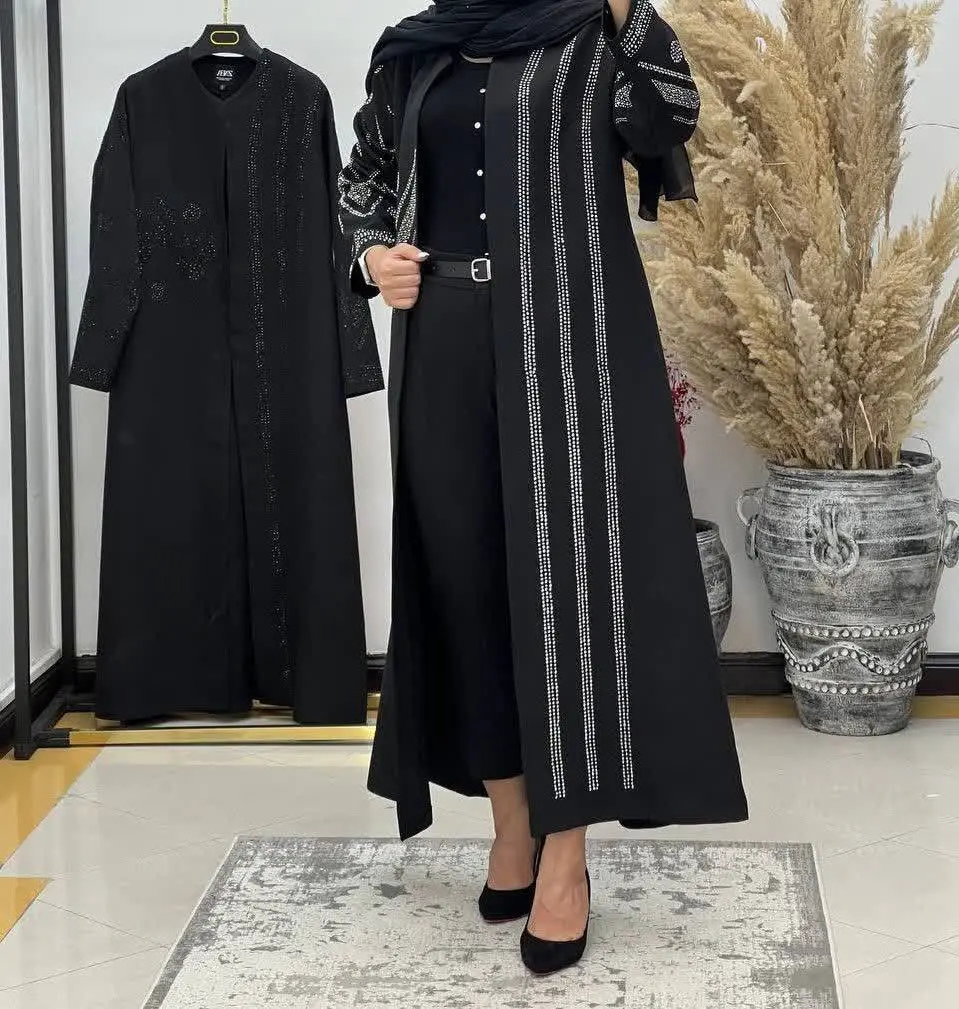 🖋نام: مانتو بلند یقه گرد نگینی مجلسی
