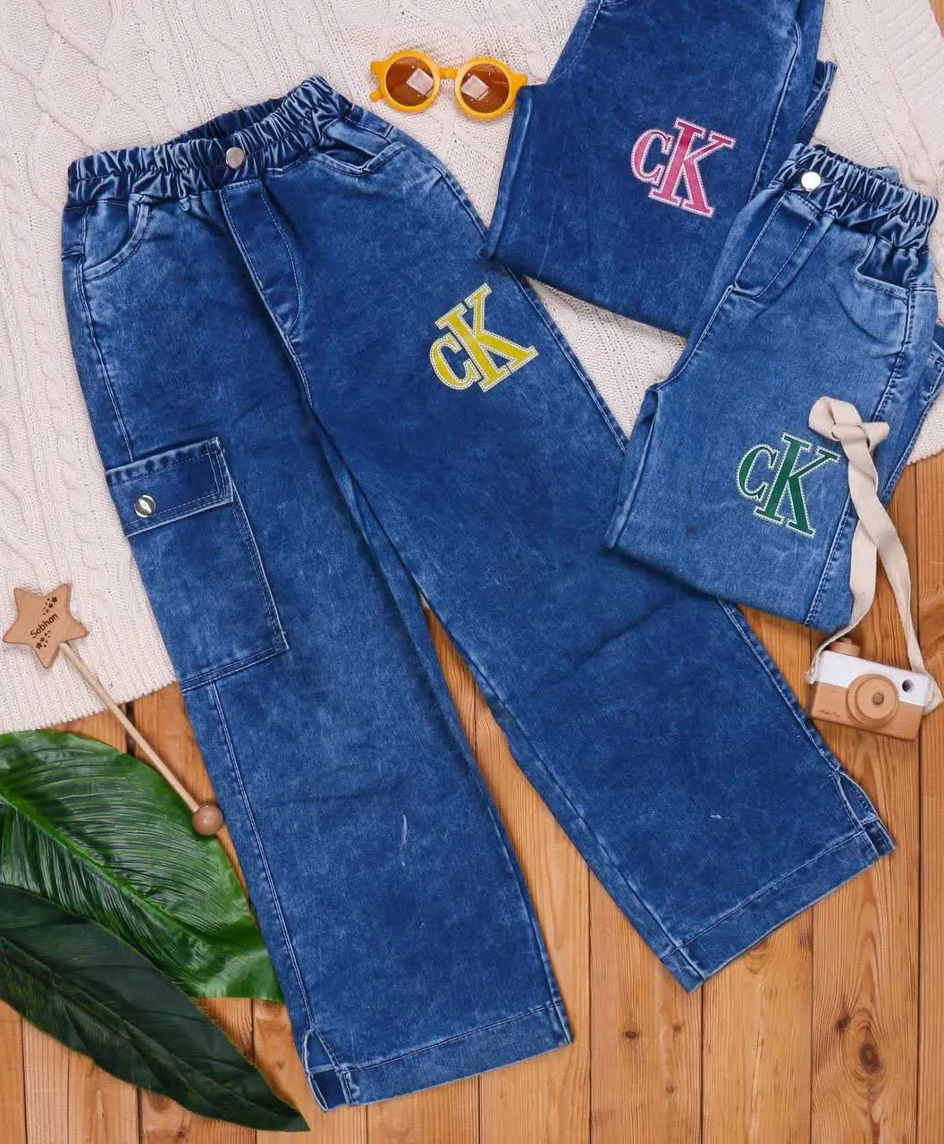 🎄شلوار لی نیم بگ چاپ حروف ⭐️