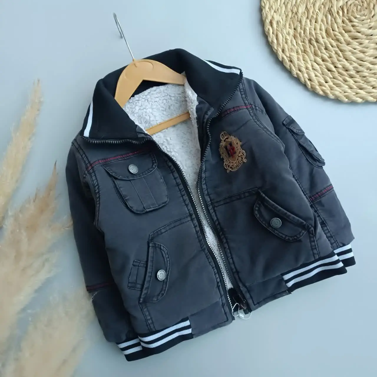 کاپشن بخر به قی مت 🍂ریزون 🤞
