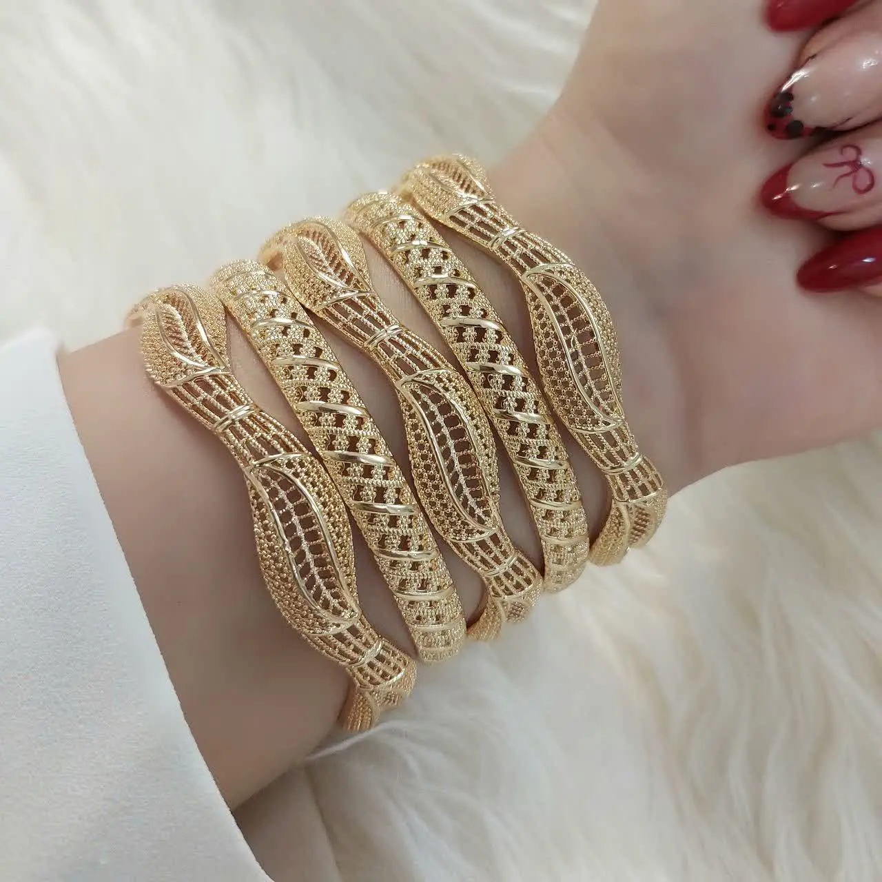 النگو بحرینی ترکیبی در طرح...