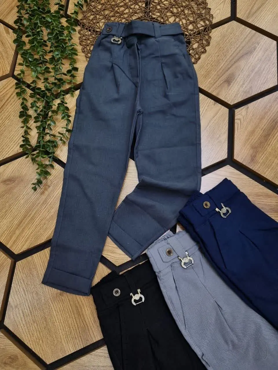 🇮🇷🧶👗👚👔👖💎🌠🌹🔥
