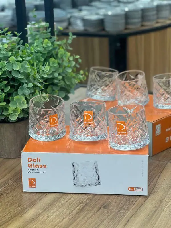 نیم لیوان چرخشی در سه طرح خاص