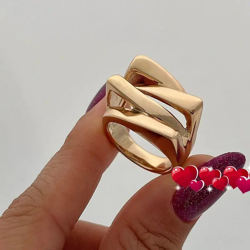 #انگشتر آینه‌ای طرح‌طلا برند ژوپینگ
