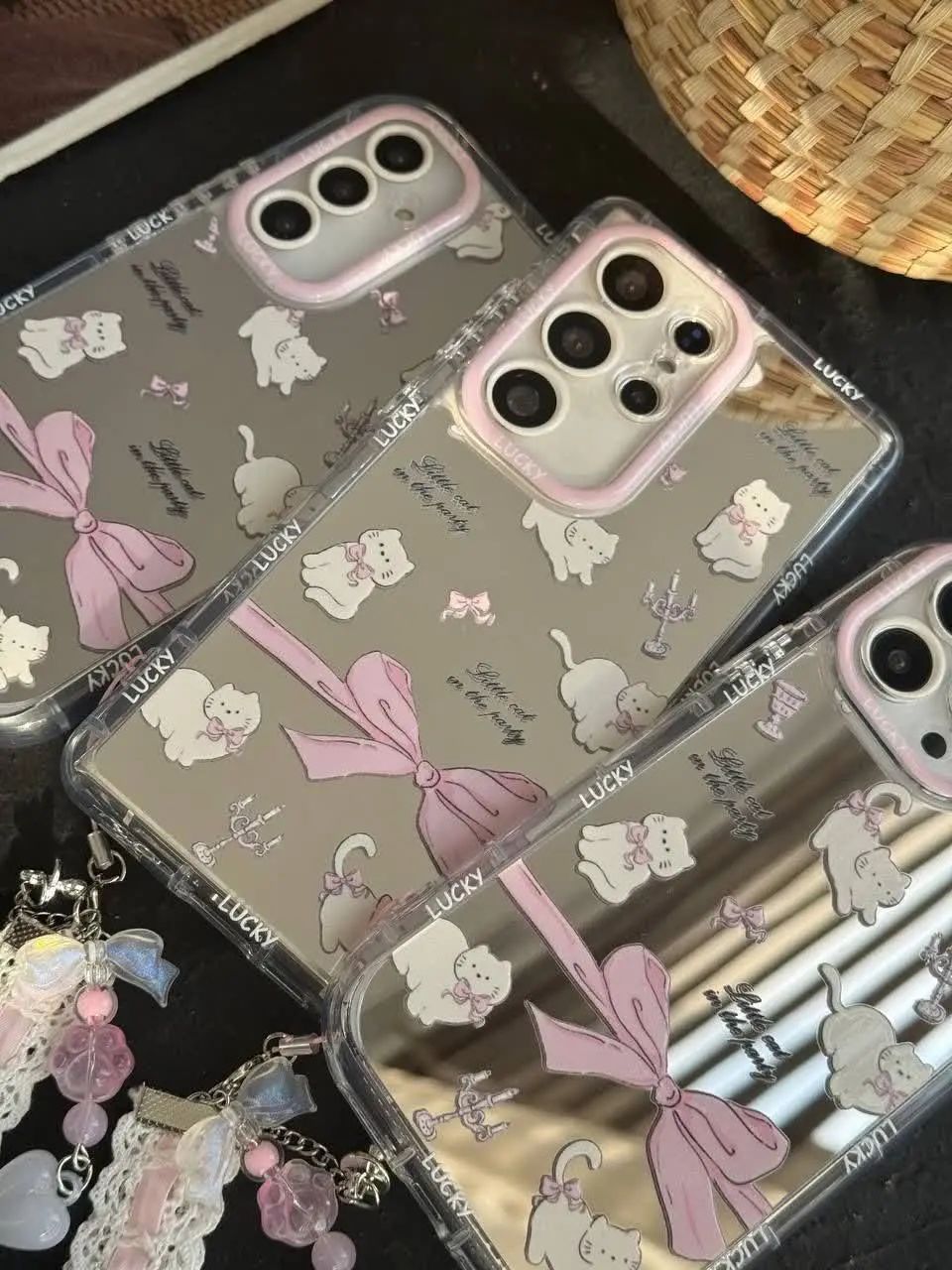 📱مدل قاب: قاب موبایل گربه پاپیون بزرگ آیینه‌ای صورتی مخصوص انواع #سامسونگ #آیفون
