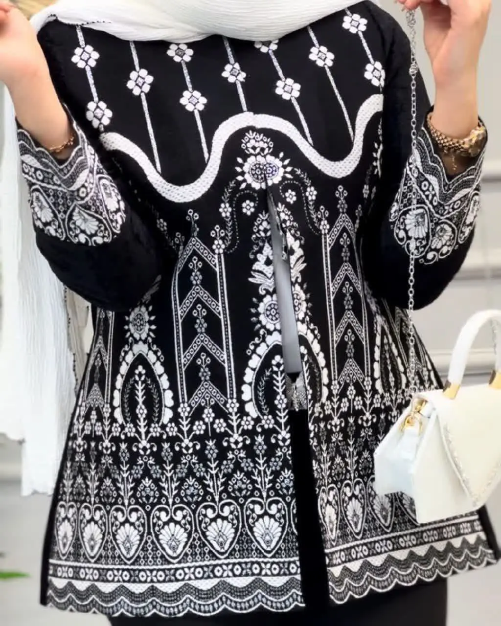 👒نام: کت پنلی
