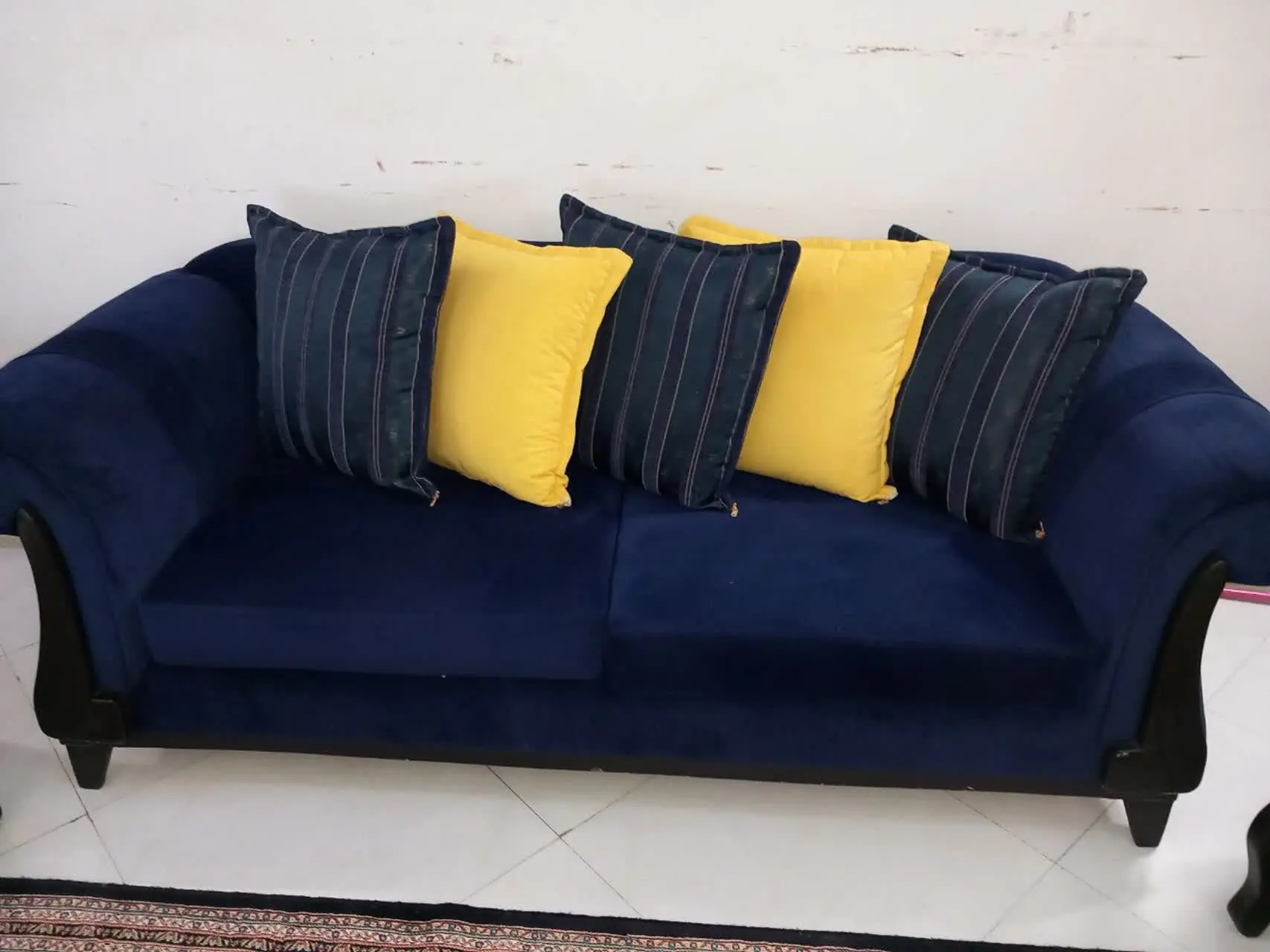 مبلمان و میز ناهارخوری 
