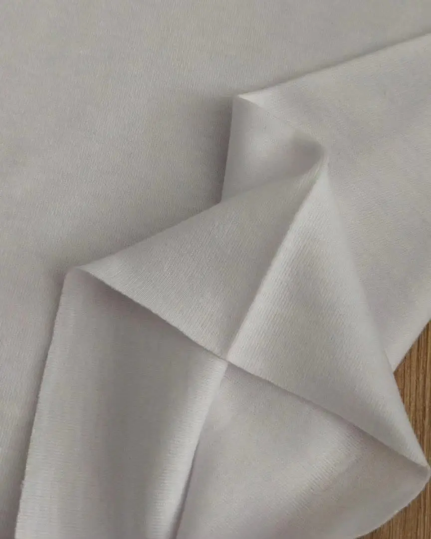 نوع پارچه: تریکو سفید
