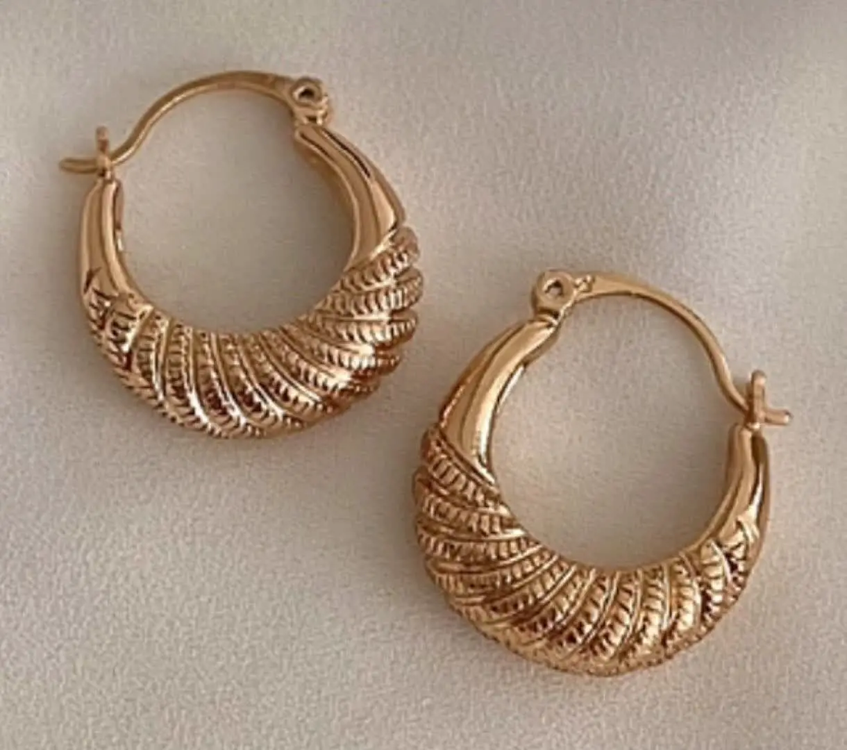 گوشواره طرح طلا ✨️😍
