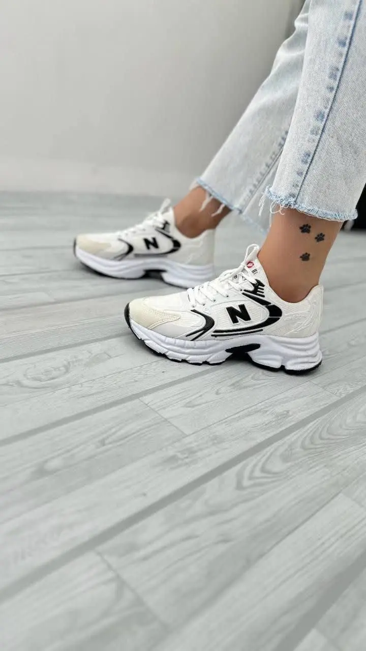 نیو بالانسم حراااج خورد
