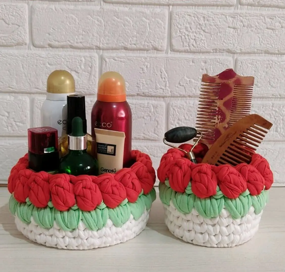 نظم دهنده گل لاله🌷
