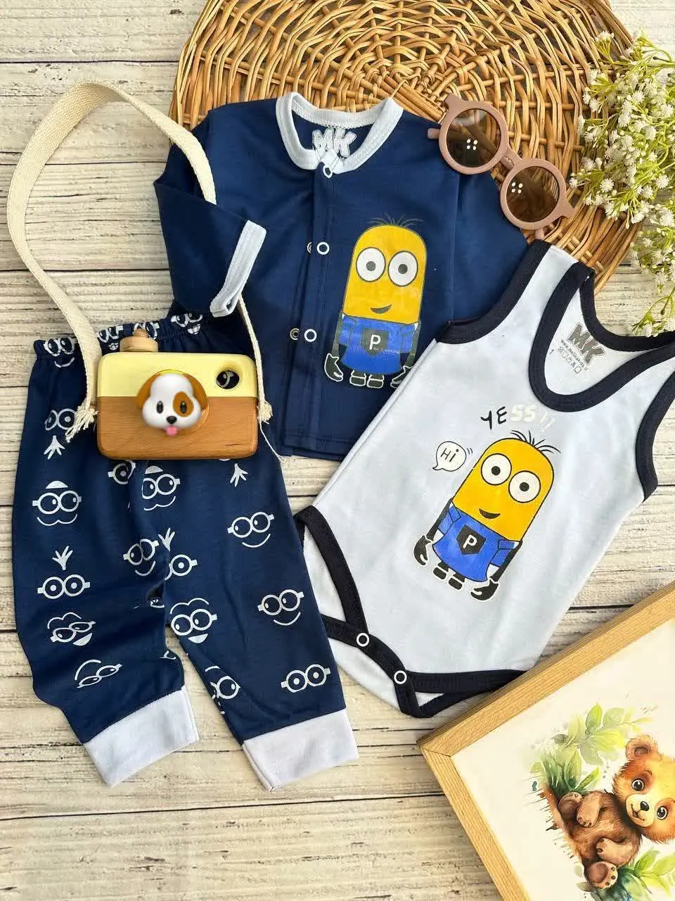 سه تکه طرح مینیون آبی سورمه‌ای 🎏 
