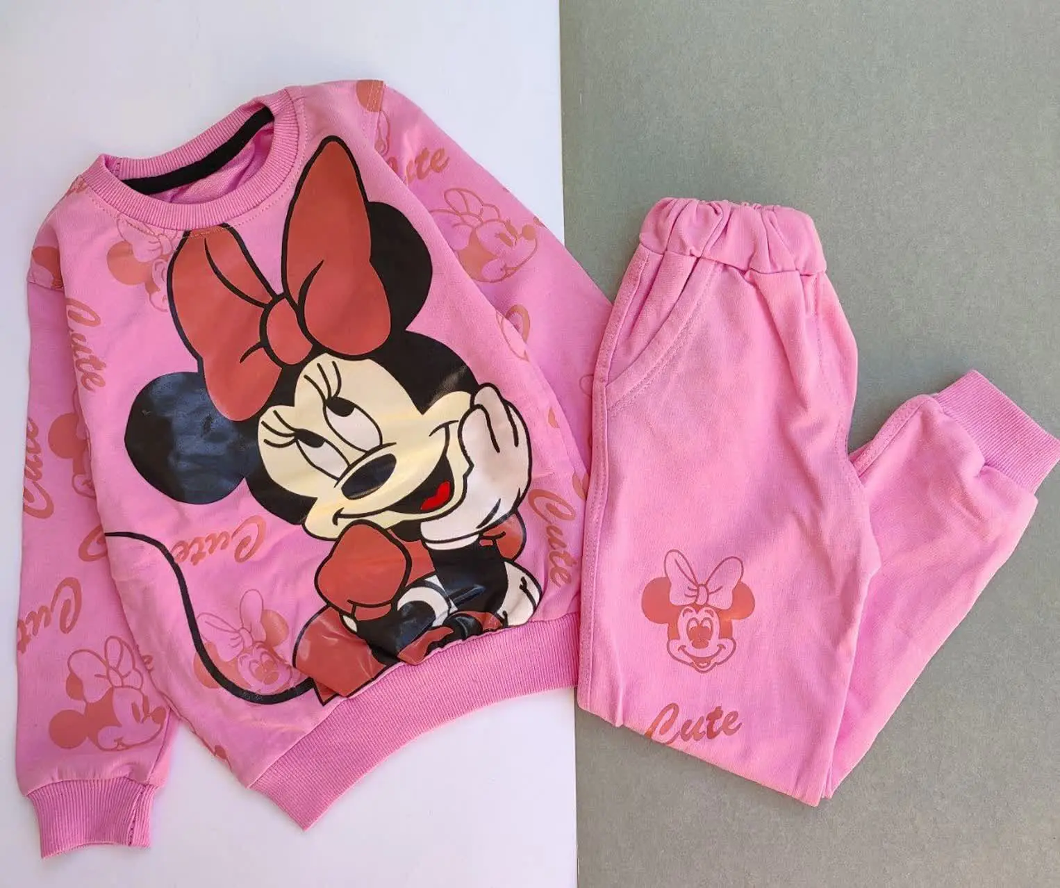 نام: میکی دم دراز 
