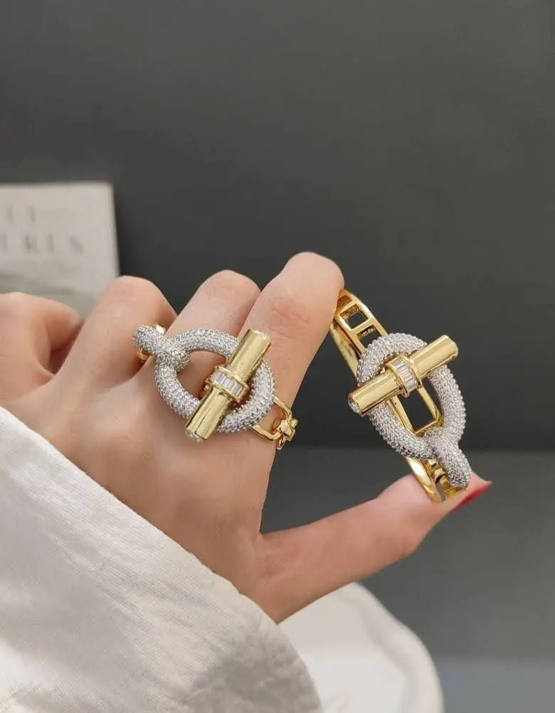 #دستبند و انگشتر تیفانی
