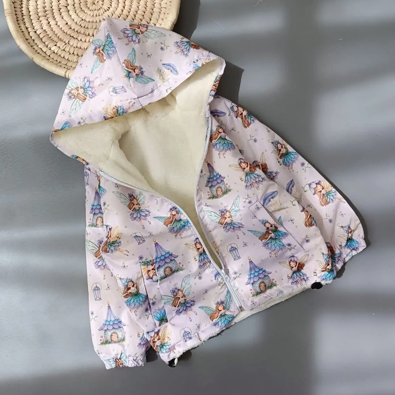 قشنگترین سوئیشرت سال رسید ☺️