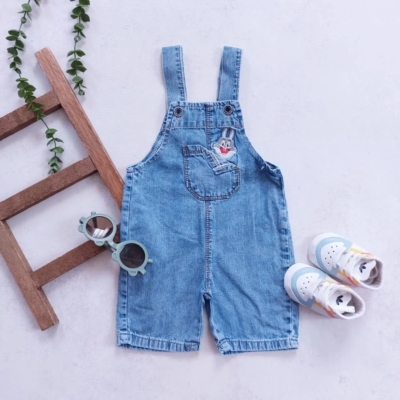 بیلر جین شلوارکی جلوجیب خرگوش
