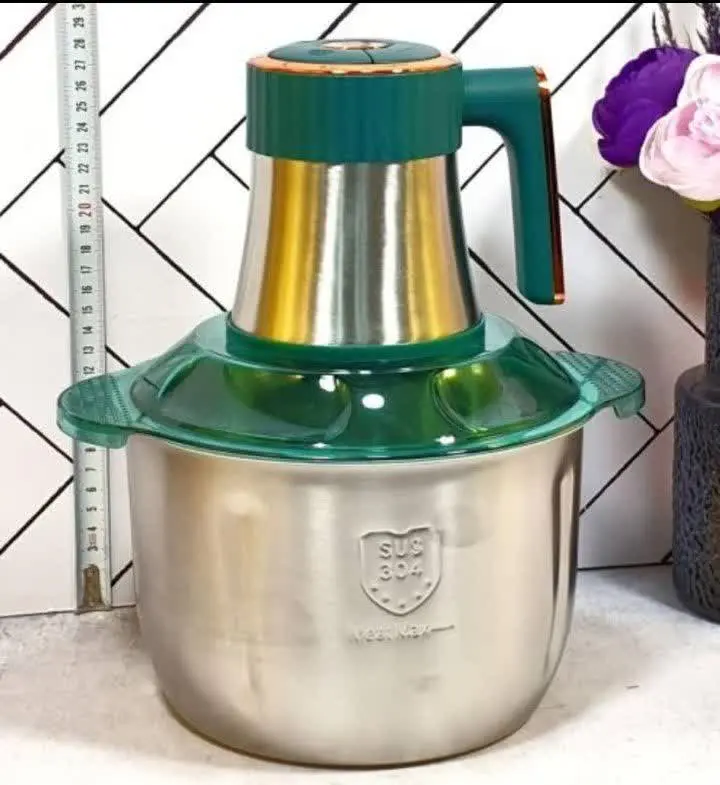 همه کاره اشپزخونمون یه دستگاه با چندین کارایی
