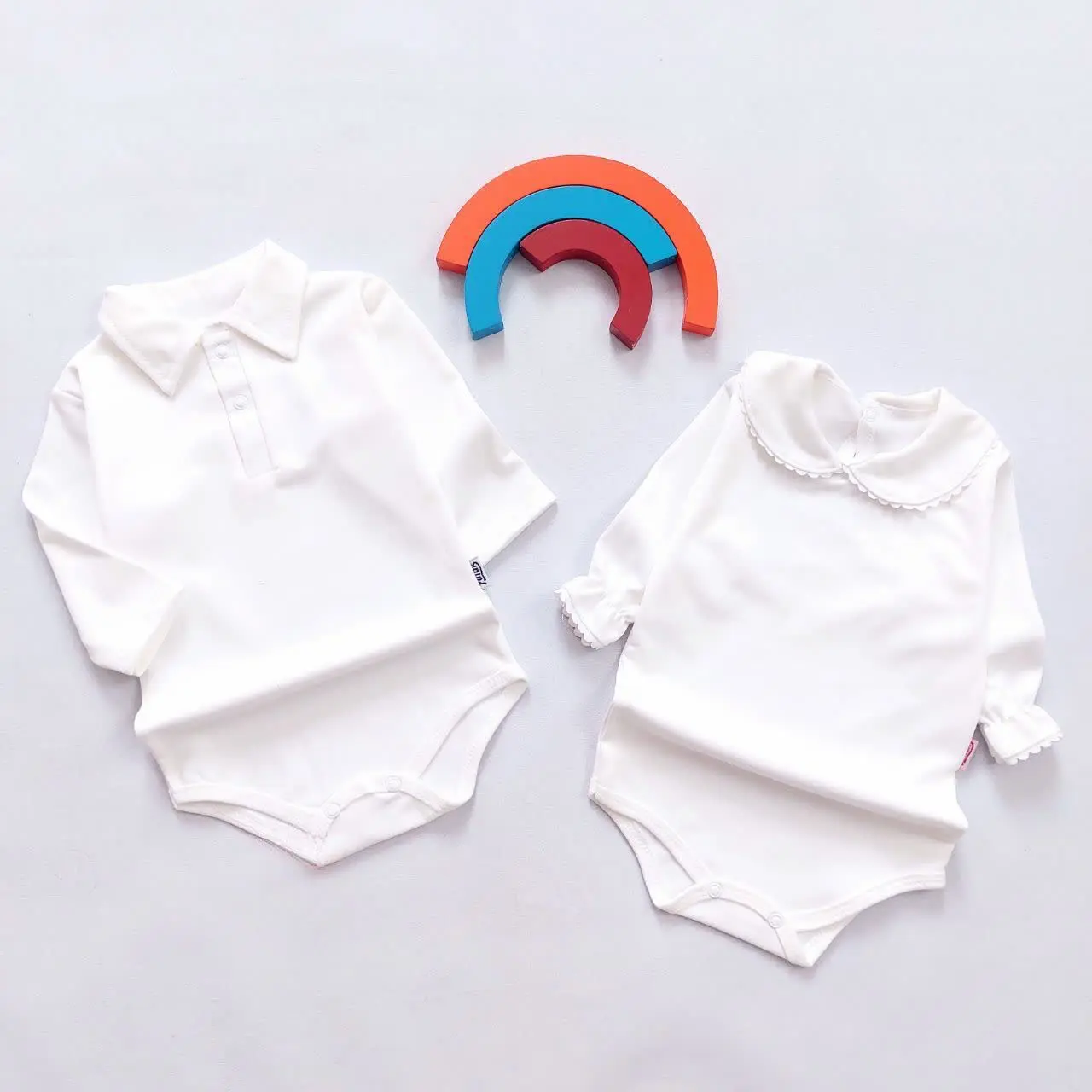 بادی تک سفید دخترانه