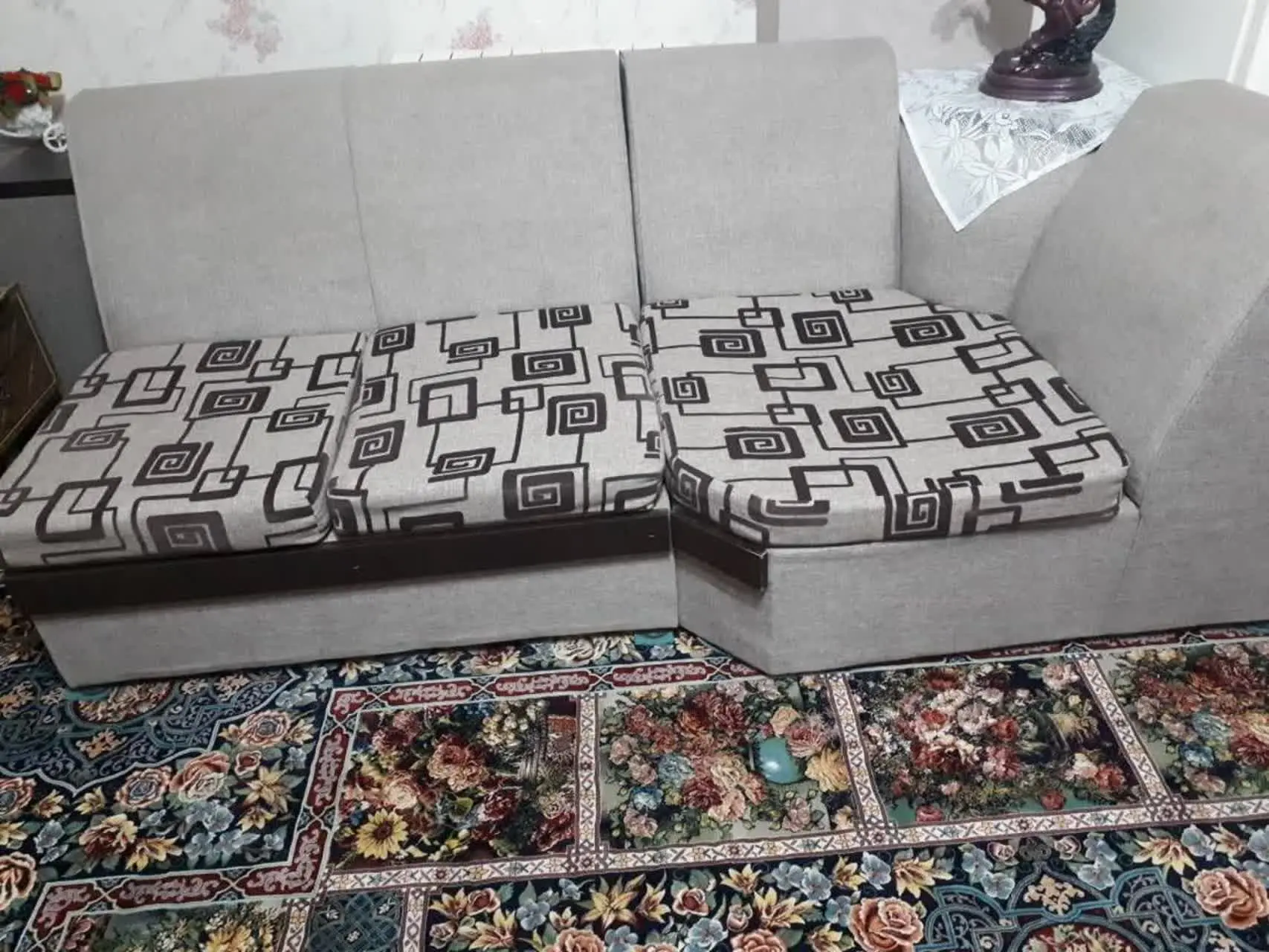 مبل ال ۷ نفره