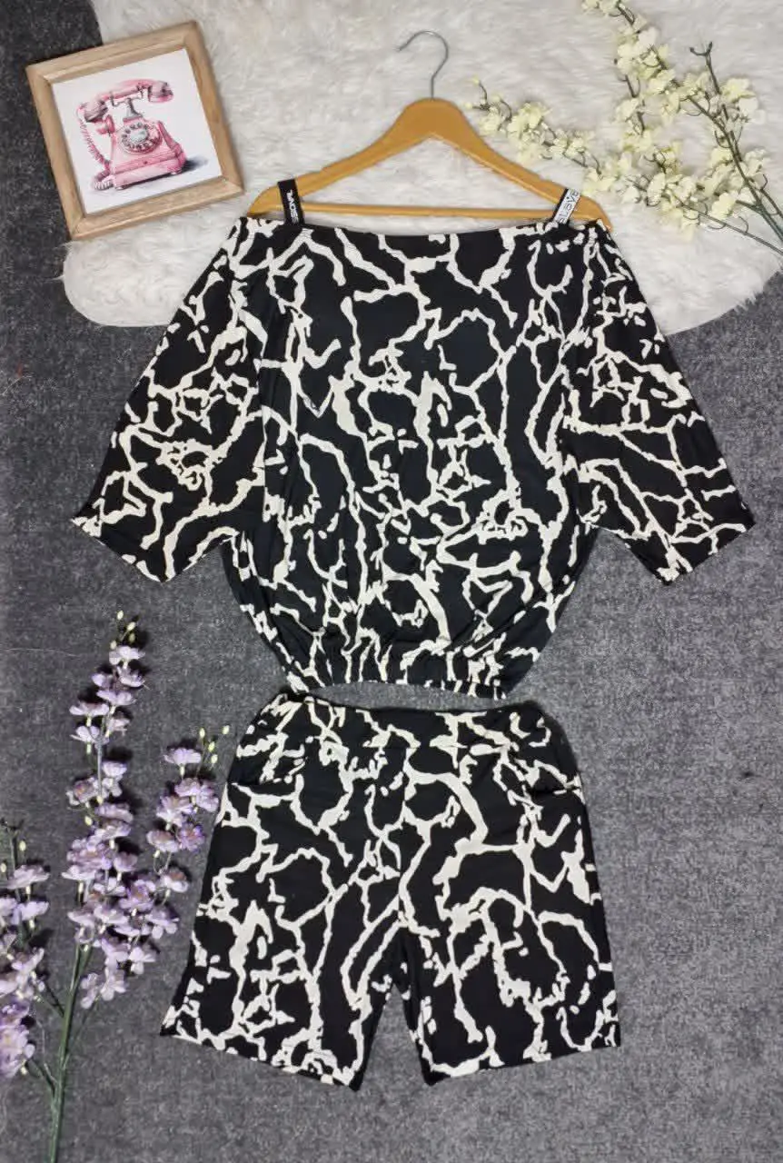 🖋نام: ست بلوز شورتک رعدوبرق ۲
