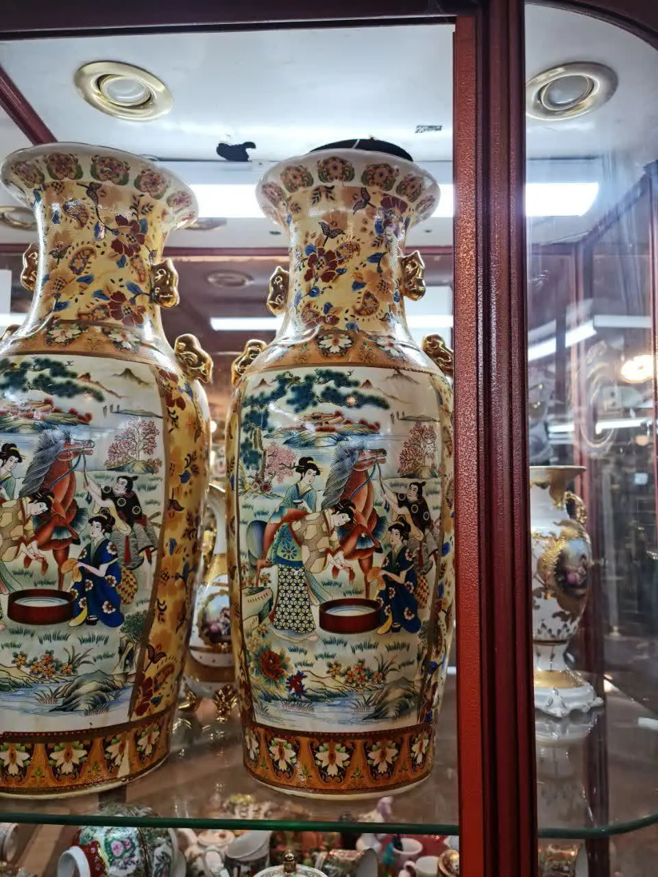 جفت گلدان بلندکنارسالنی👌
