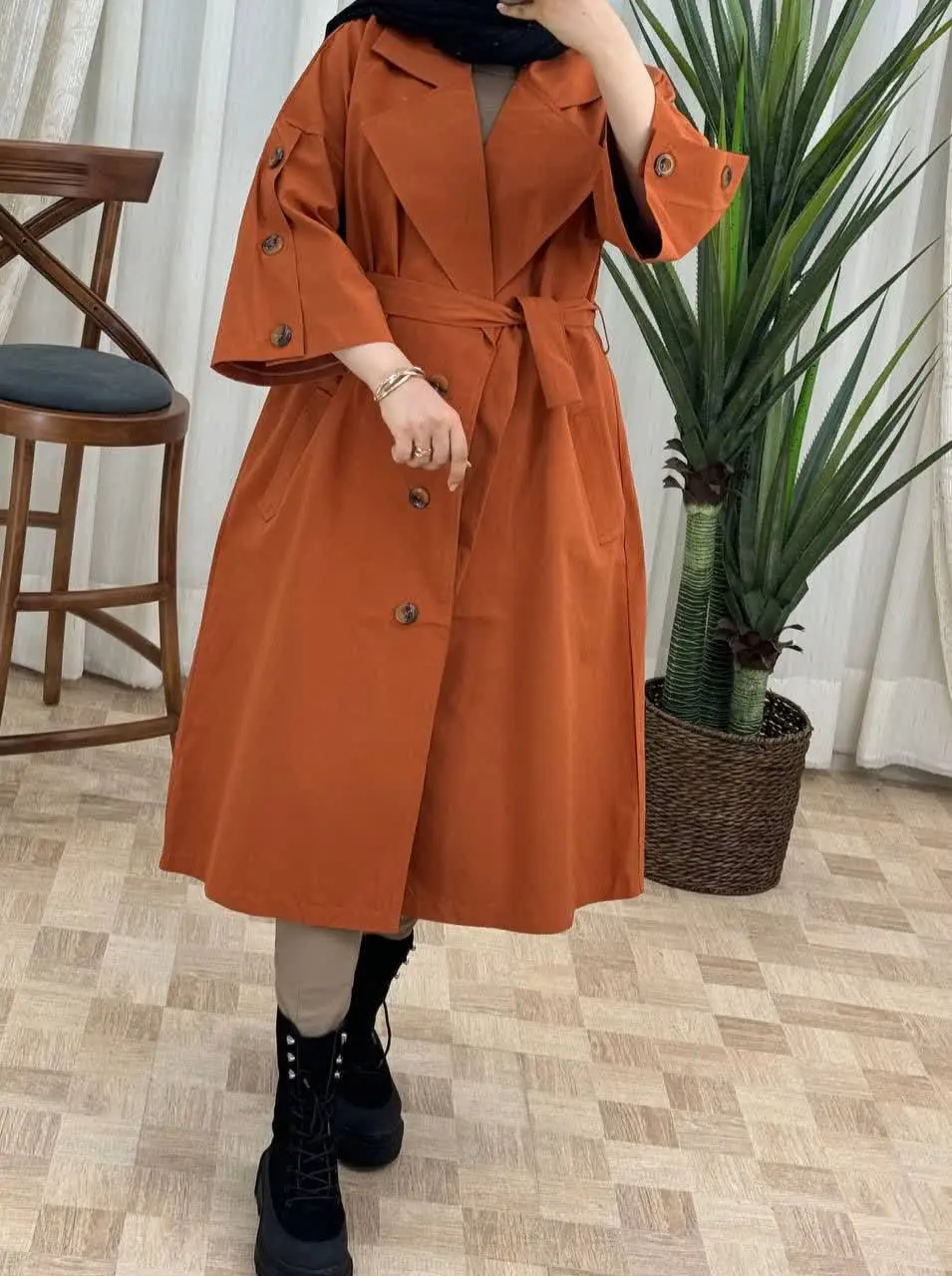 🍁نام: بارونی مزون دوز آوا
