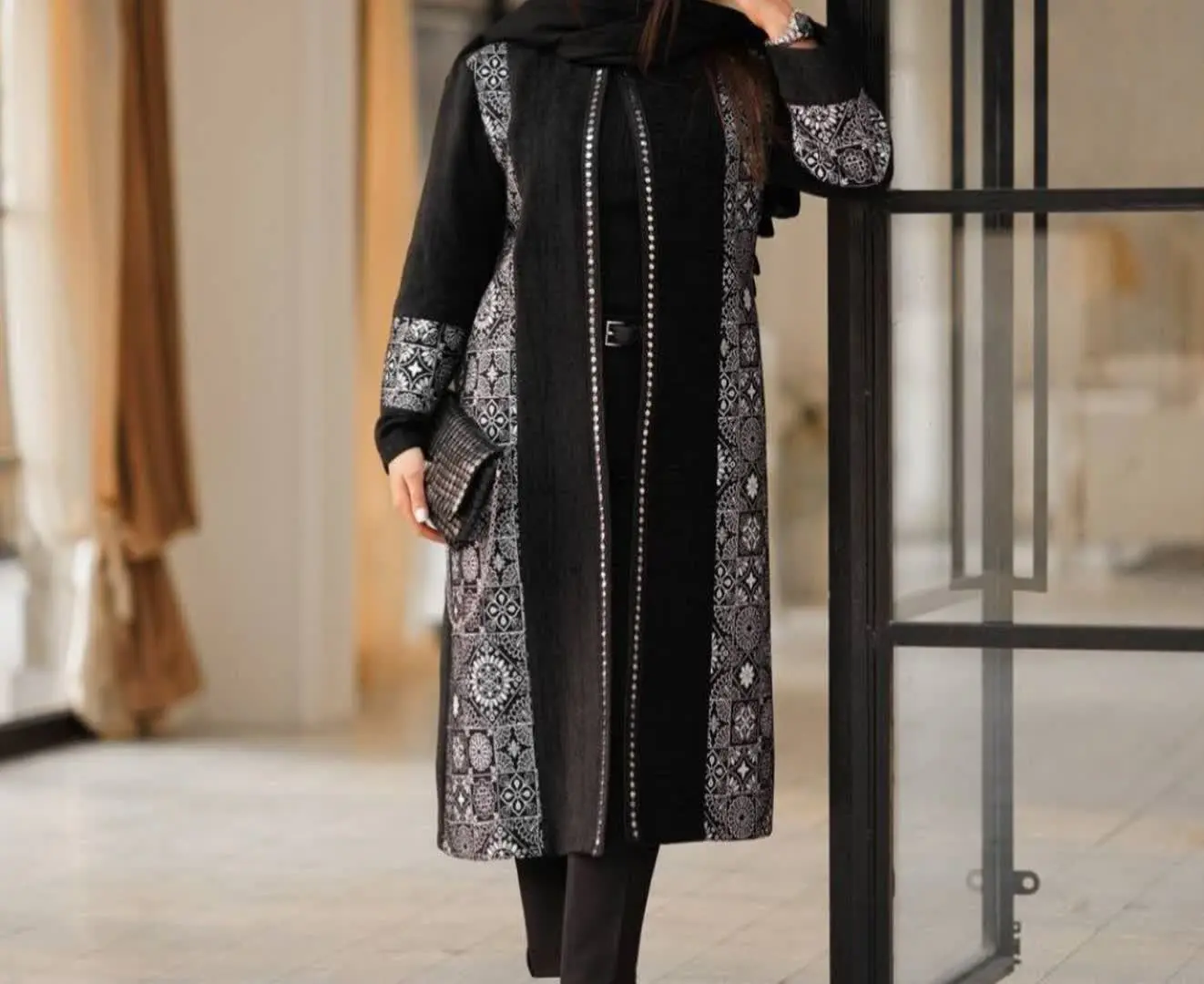 مانتومزونی اطلس