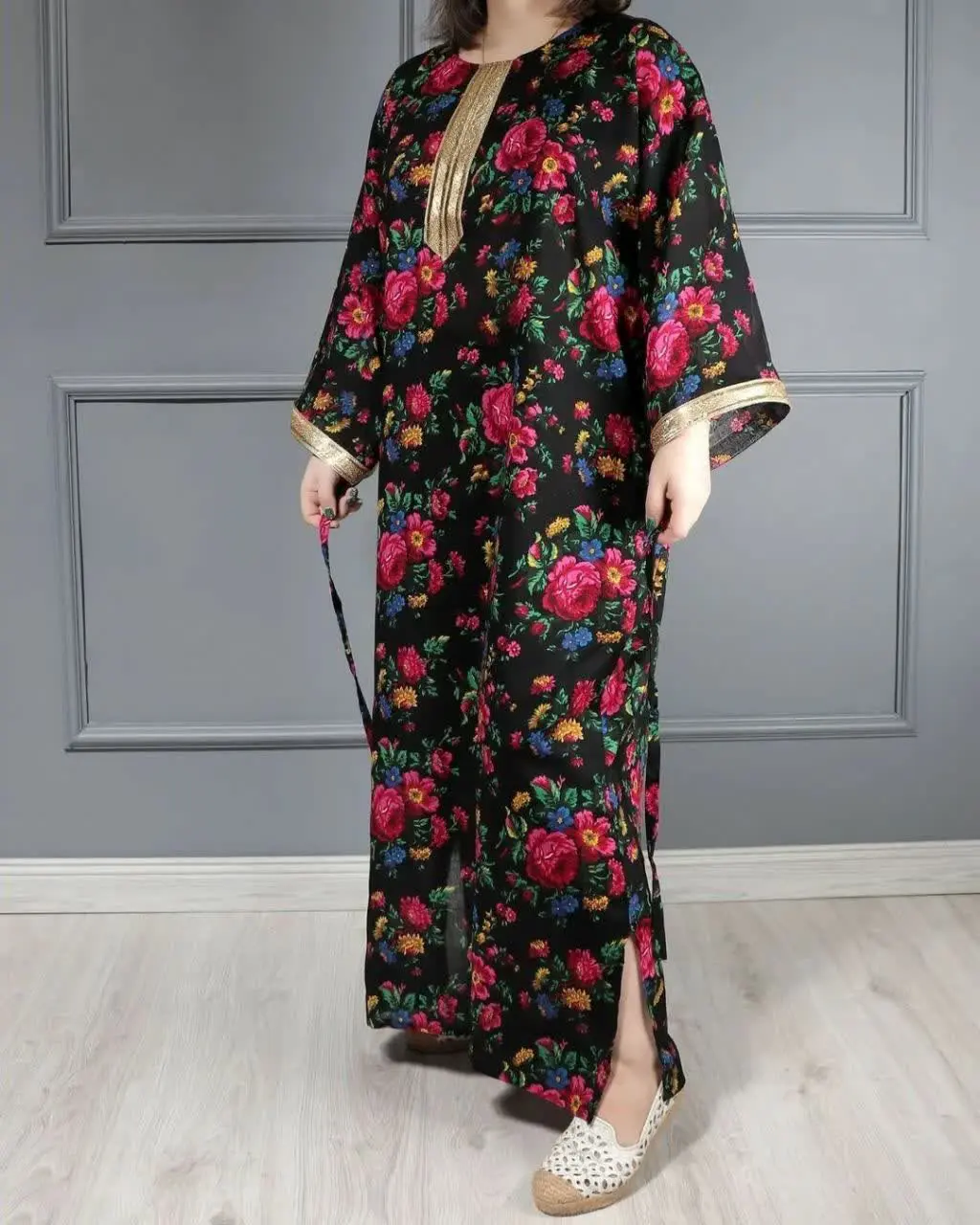 پیراهن نخی ترکمنستان در رنگبندی جدید شارژ شد
