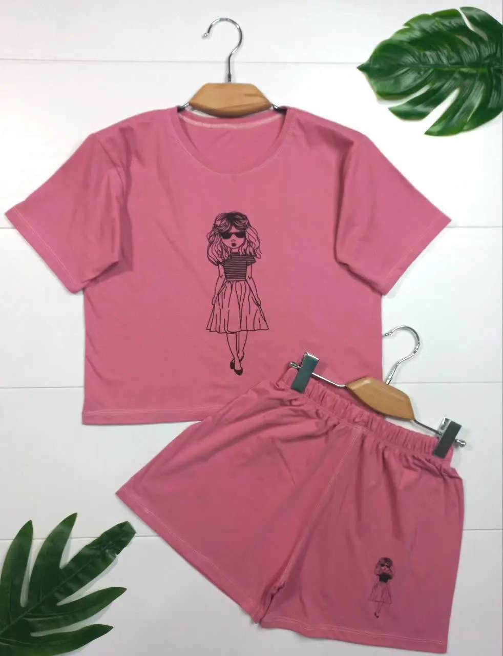 ❤️نام: تیشرت و شورتک🌺 عیدااااانه🌺* دختر*
