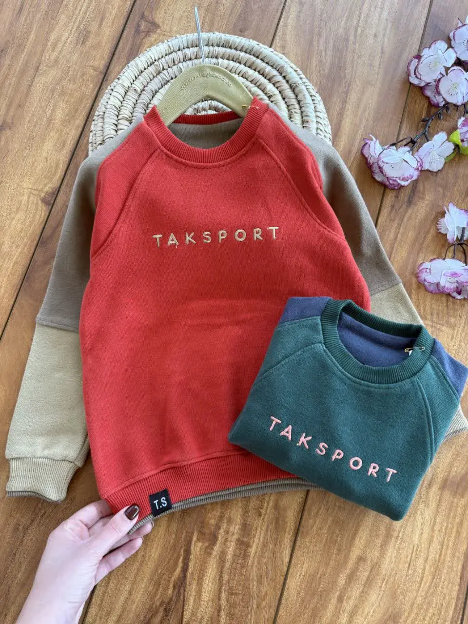 ✴️ بلوز تک پسرانه مناسب ۴ ت...