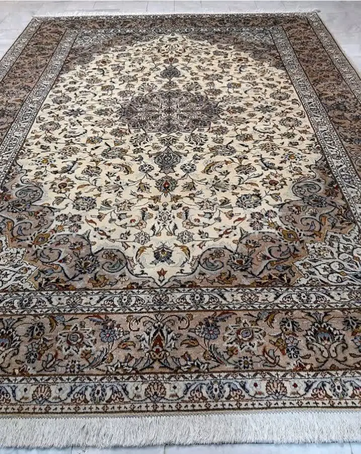 جفت شش متری کاشان
