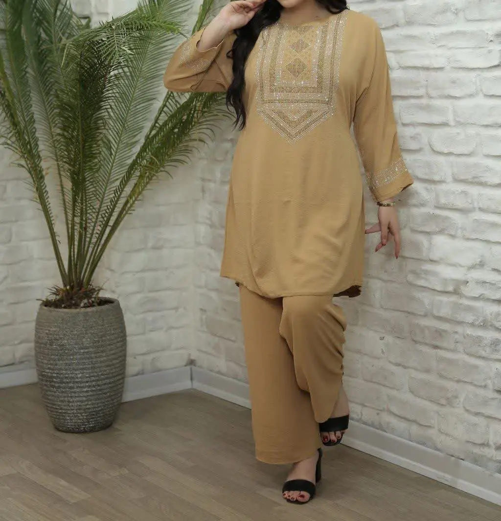 ✅مدل سنتی کتیبه نگین دار
