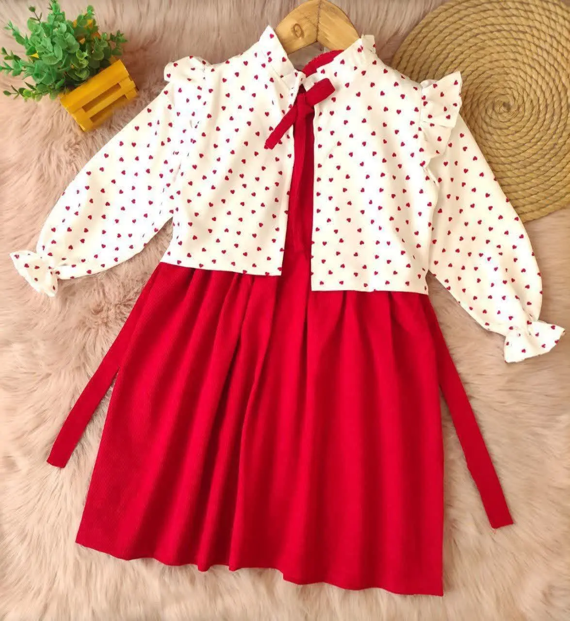 ✅حدودا مناسب ۷ تا ۱۳ سال بس...