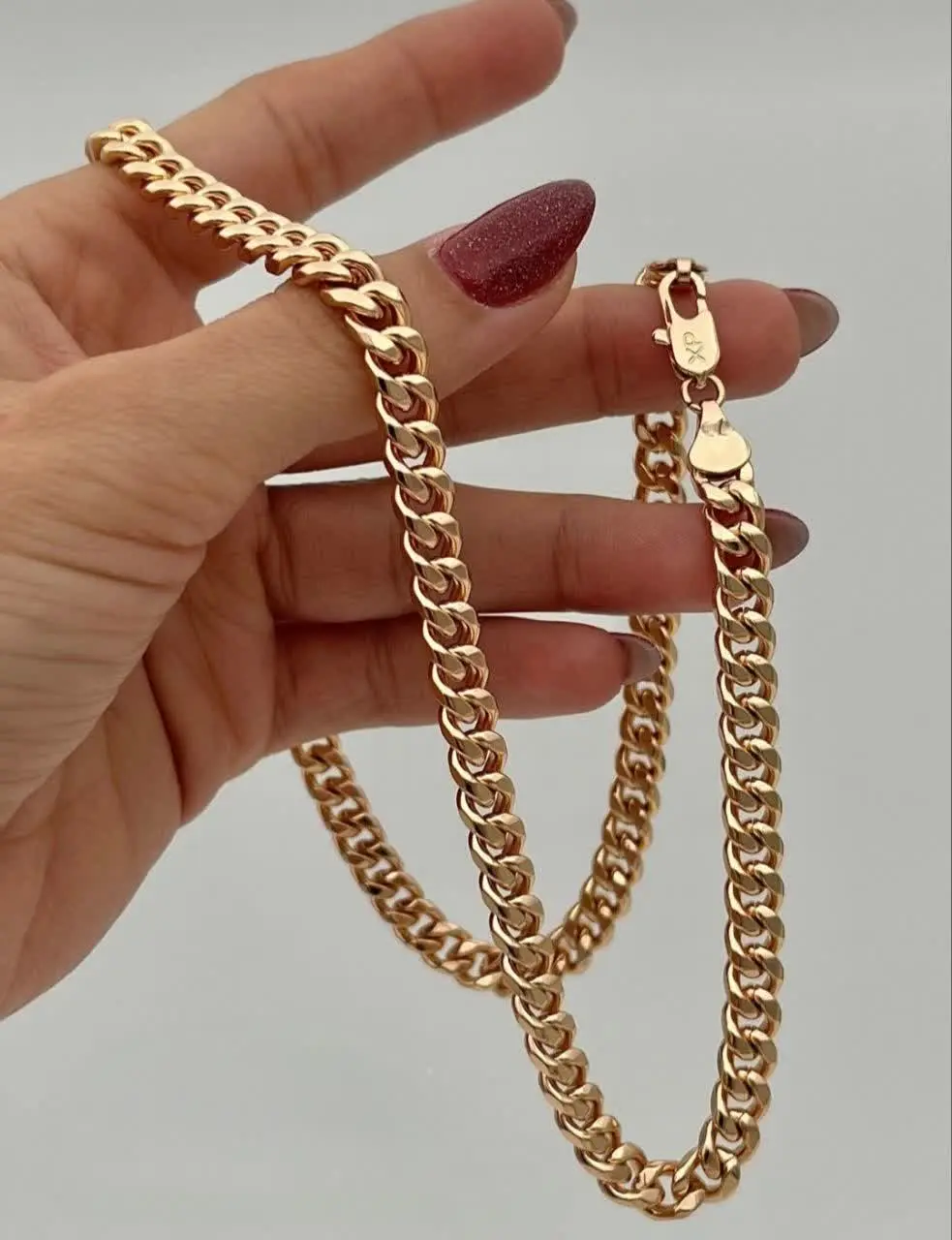 😍از شیک‌ترین مدلایی که اسپرتن هم مناسب مردانه هست هم زنانه ✨💫
