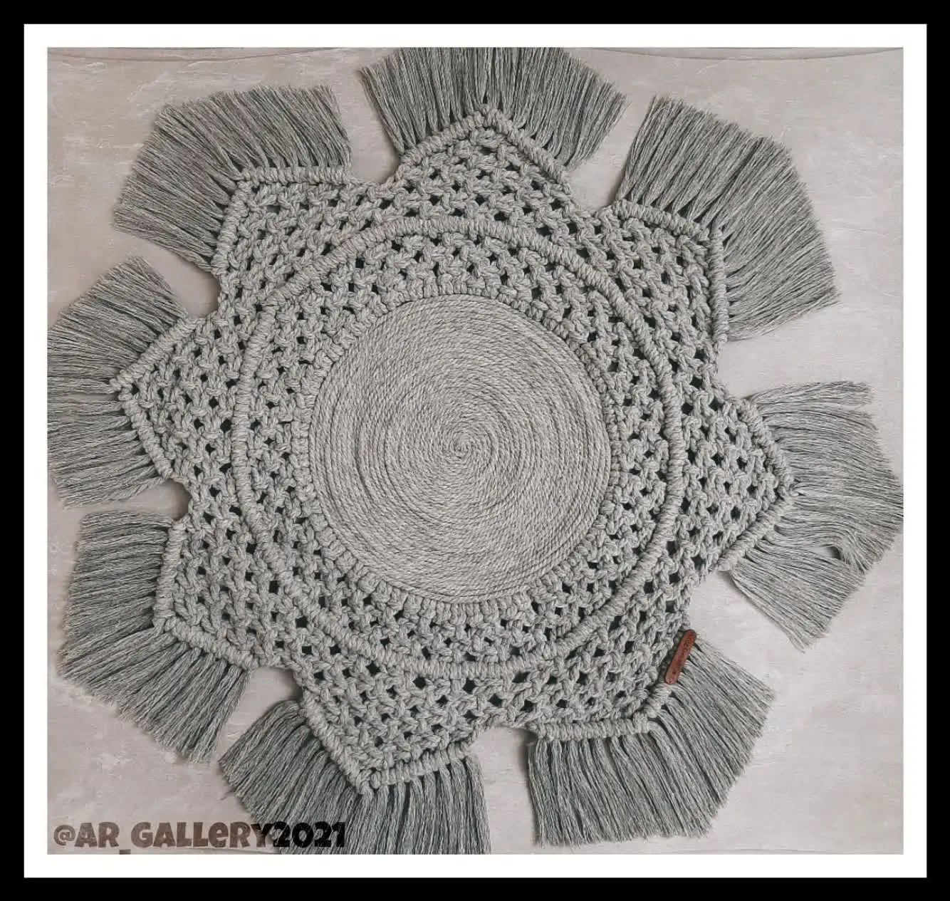 ✅رومیزی مکرومه 
