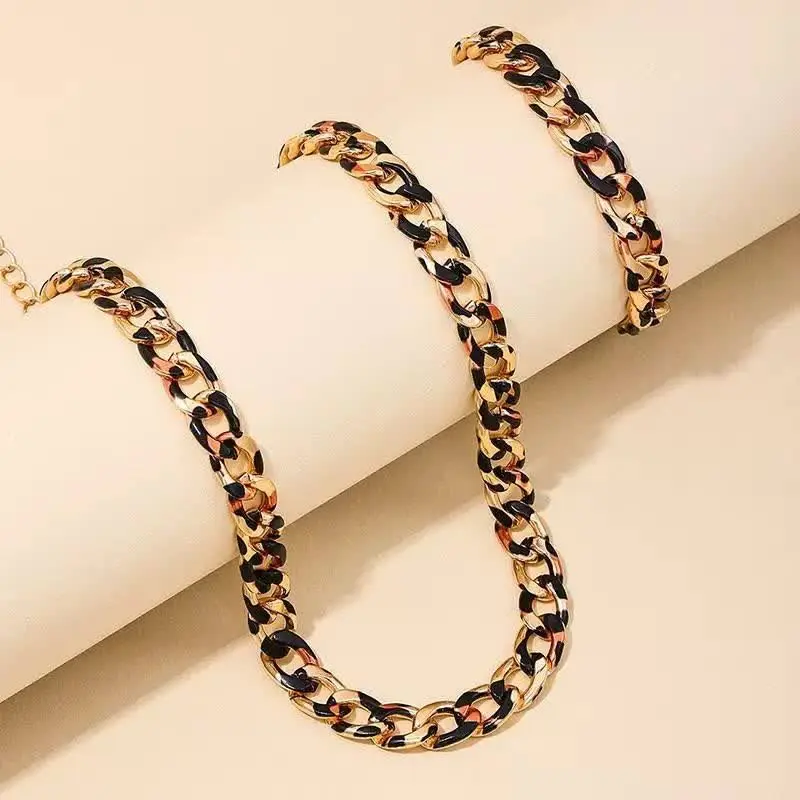 دستبند پلنگی ترند