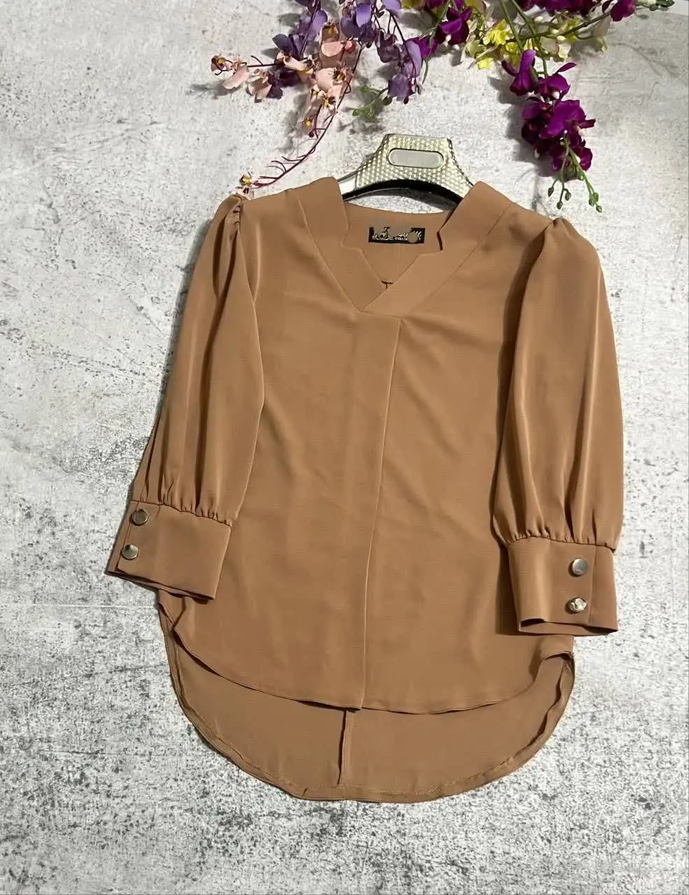 👚 نام: شومیز سلطان
