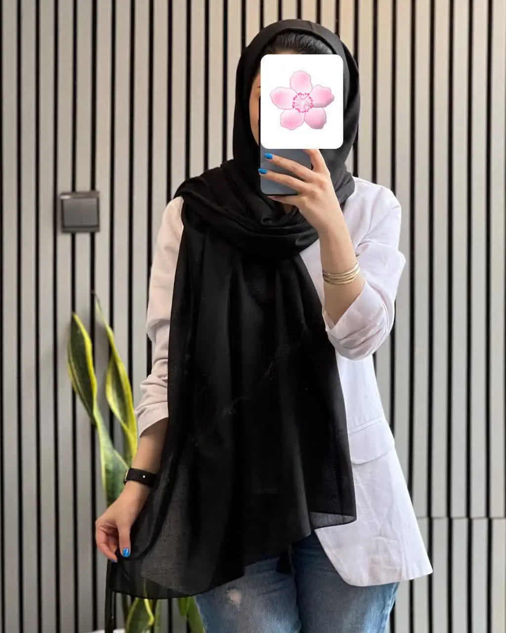 کد ۳۲۴۳/۱ (۱۳۰gr) 
