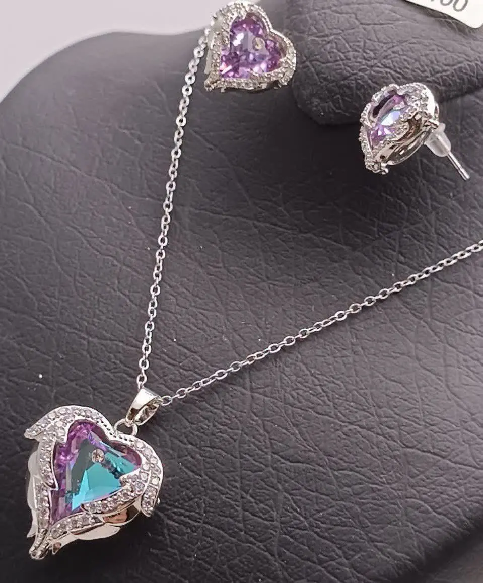 #نیمست سوارفسکی بسیار زیبا 😍
