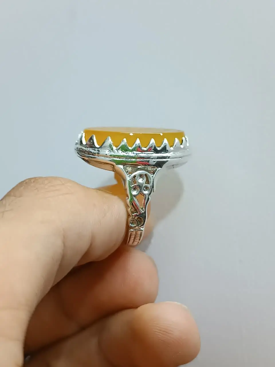 #انگشتر_عقیق_زرد_خطی
