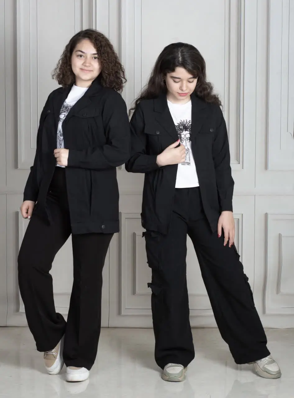 مانتو مشکی جلو باز 
