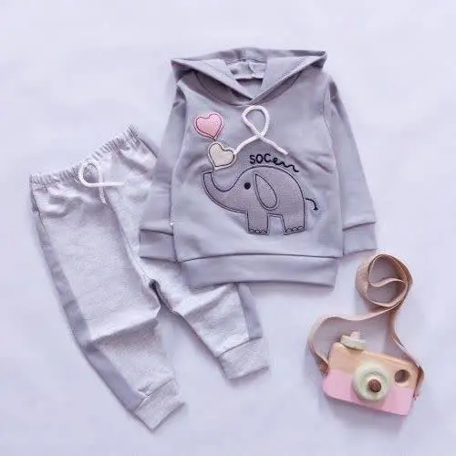 موجود سایز ۱ و ۲ رنگ طوسی 
