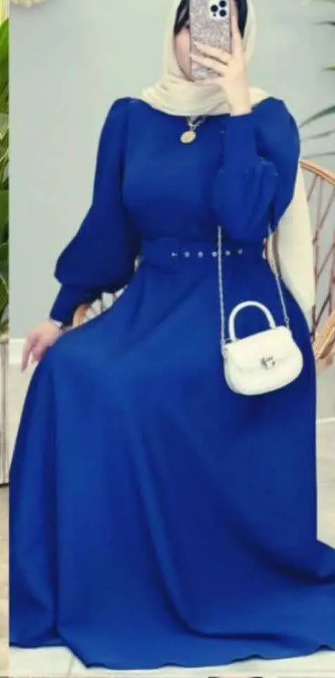 بی نظیرترین ماکسی مانتویی عمرتو قراره ازما بخری 😍از پارچه کم نذاشتیم و قد کارو بلند زدیم، حساااااابی دامنشو کلوش و قواره دار دوختیم که بهترین تنخور ارائه بدیم😌😎ازکیفیت و زیبایی و همه چی تموم