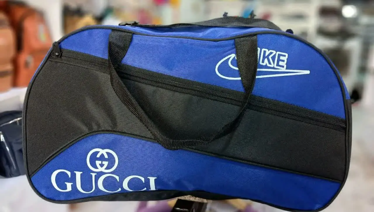 دوستانی که تیک خوردن جلو آی...