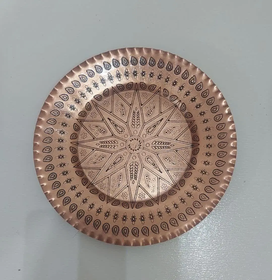 پیش دستی‌های مسی مدل ترمه😍
